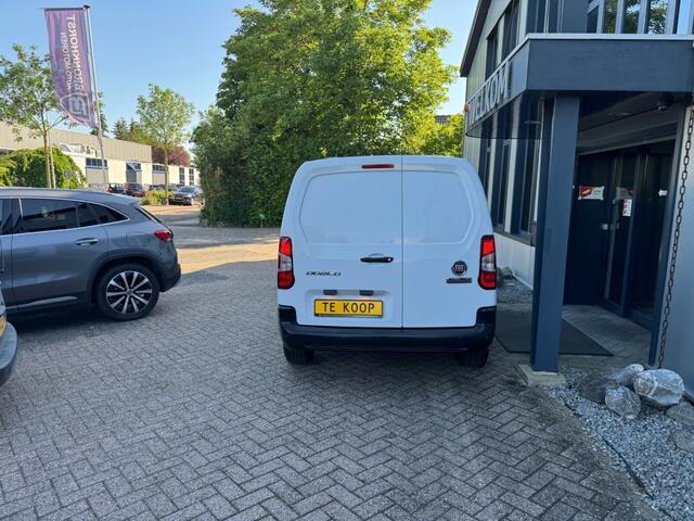 Fiat DOBLO L2 Lang 1.5 BlueHdi 102PK 3-pers, Navi, Cruisecntrl, PDC, NIEUWSTAAT! Cargo