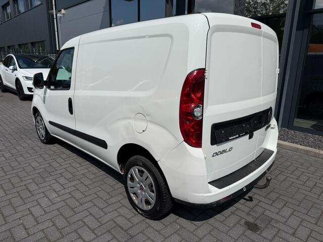 Fiat DOBLO Cargo 1.6 MJ L1H1 S Trekking schade, airco, cruise, navi, MARGE