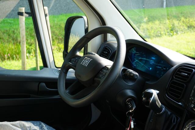 Fiat DUCATO 2.2 MultiJet 180 S&S L3H2 3.5t Heavy Automaat |180 pk |Betimmering |Nieuw |Camera |Cruise |Airco |Verzwaard |Bluetooth media en telefonie |DAB radio |Parkeersensoren |3500 KG verzwaard