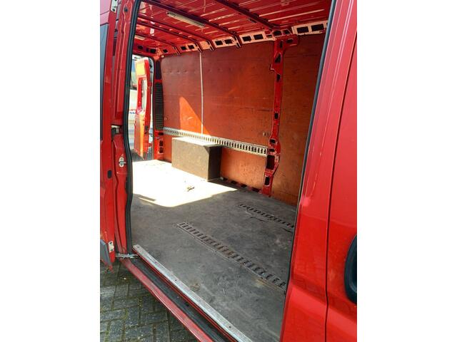 Fiat DUCATO 35H 2.3 MultiJet L4H2 > 150pk / automaat / camera / trekhaak / WhatsApp > +31 6 23287546 / Tel: +31(0)523-271318
