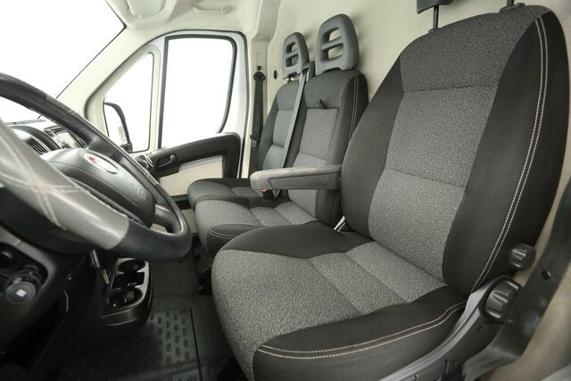 Fiat DUCATO 30 2.3 MultiJet L1H1 | MARGE! | 130PK Airco Camera Cruise Trekhaak Navigatie PDC 3 Persoons Imperiaal