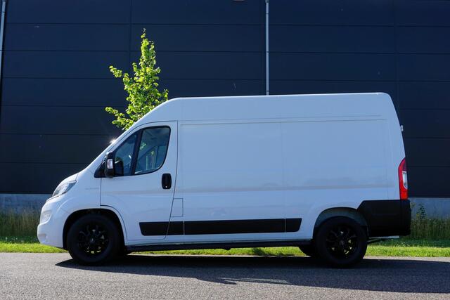 Fiat DUCATO 35H 2.3 MultiJet L2H2 180pk Automaat |2 stoelen |2 airbags |Standkachel |Climate |Clima |Cruise |Camera |Trekhaak |Parkeersensoren |BPM voordeel |3500 KG |Heavy