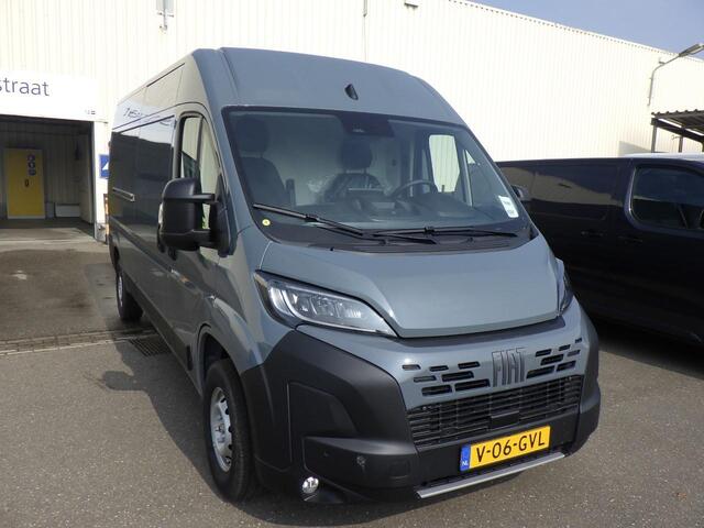 Fiat DUCATO 2.2 MultiJet 140 PK L3H2 | Ruim ¤ 10.000 korting op nieuwprijs! | BPM Vrij | Zeer complete uitvoering | 2500 KG Trekvermogen | Groot Multimedia Scherm | Verzwaarde Vering | All Season Banden | 2-Zits | LED Verlichting | Volledige Betimmering |