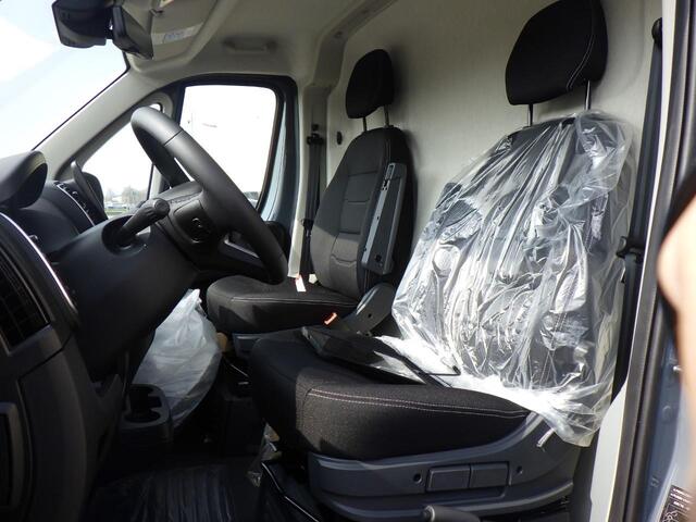 Fiat DUCATO 2.2 MultiJet 140 PK L3H2 | Ruim ¤ 10.000 korting op nieuwprijs! | BPM Vrij | Zeer complete uitvoering | 2500 KG Trekvermogen | Groot Multimedia Scherm | Verzwaarde Vering | All Season Banden | 2-Zits | LED Verlichting | Volledige Betimmering |