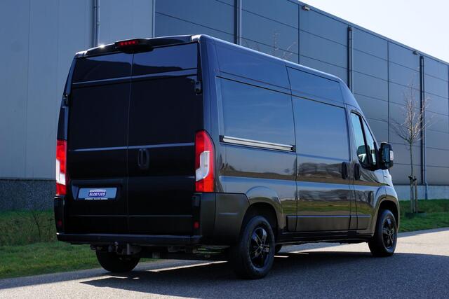 Fiat DUCATO 35 2.3 MultiJet L2H2 140 pk |3500 KG |Camperbasis |Camera |Cruise |Navi |Climate control |Trekhaak |Parkeersensoren |1e eigenaar |EURO6D |Topstaat |Mistlampen |Metallic