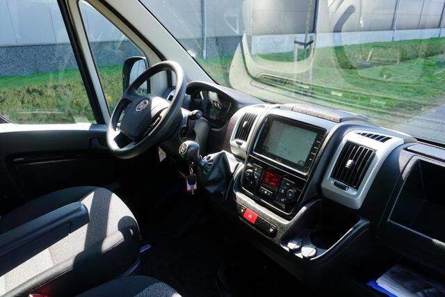 Fiat DUCATO 35 2.3 MultiJet L2H2 140 pk |3500 KG |Camperbasis |Camera |Cruise |Navi |Climate control |Trekhaak |Parkeersensoren |1e eigenaar |EURO6D |Topstaat |Mistlampen |Metallic