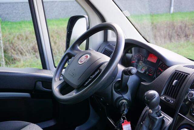 Fiat DUCATO 35 2.3 MultiJet L2H2 Automaat 9-traps |Topstaat |1e eigenaar |2e airbag |Camera |Airco |Navi |Cruise |Trekhaak |Metallic |EURO6 |3500 KG |Lage KM-stand