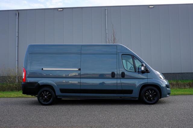 Fiat DUCATO 35H HD 2.2 MultiJet L3H2 in topstaat |Automaat |180 pk |1e eigenaar |Camera |Cruise |Navi |Clima |Dode-hoek sensoren |EURO6 |Bumper in kleur |Mooie camperbasis