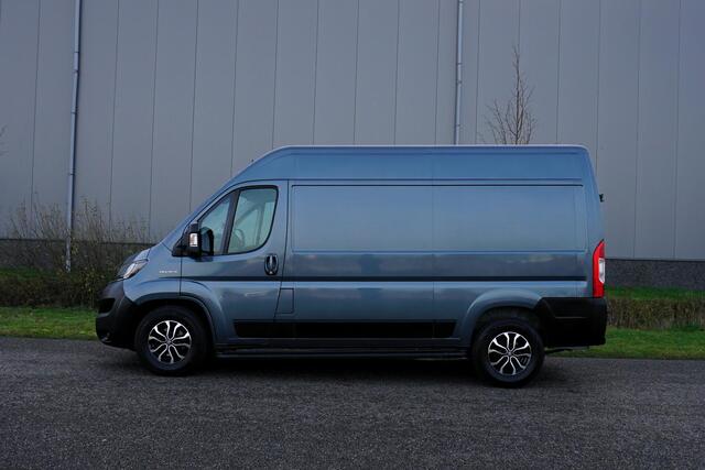 Fiat DUCATO 35 2.3 MultiJet L2H2 180 pk |Automaat |1e eigenaar |3500 KG |Camperbasis met BPM voordeel |EURO6 |2e airbag |Camera |Cruise |Navi |Standkachel |Climate control |Trekhaak