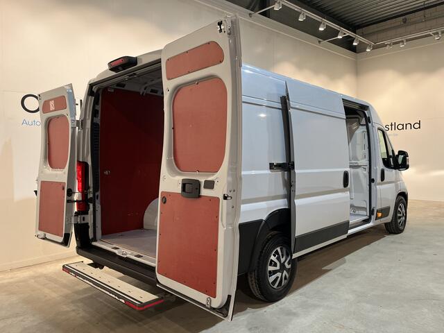 Fiat DUCATO 35 2.2 MultiJet L4H2 Maxi 140 PK Automaat / Euro 6 / Airco / CarPlay / Camera / Cruise Control / 3.000 KG Trekgewicht / 3-Zits / 51.300 KM !!