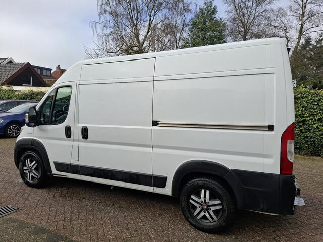 Fiat DUCATO 35H 2.3 MultiJet L2H2 2 X SCHUIFDEUR CLIMAT/CRUISE/NAVI/3-ZITS 130PK
