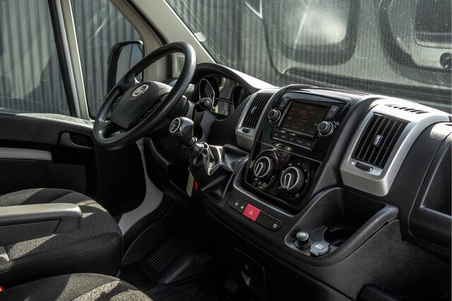 Fiat DUCATO 2.3 MultiJet Bakwagen met laadklep | 141 PK | Euro 6 | Cruise | Camera | Airco | Navigatie