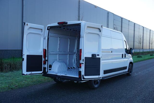 Fiat DUCATO 35 2.2 MultiJet L3H2 VERWACHT |140 pk |Camera |Cruise |Airco |Parkeersensoren |2e Airbag |1e eigenaar |3500 KG |Topstaat |BPM vrij