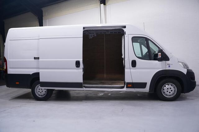 Fiat DUCATO 2.3 Mjet 130 pk L4H2 Navi, Cruise control Laadruimte Pakket, PDC achter, APK 12-2026, 3-Zits