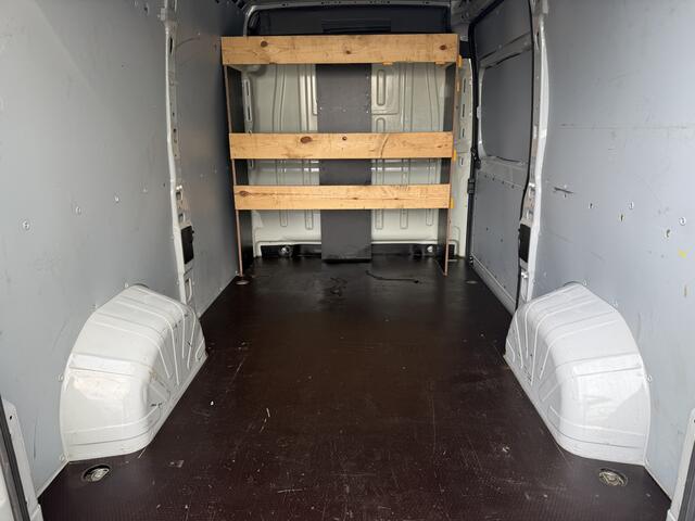 Fiat DUCATO 35 2.3 MultiJet L2H2 Automaat * Abarth * 150 PK * Navi * Climatronic * Cruise Control *