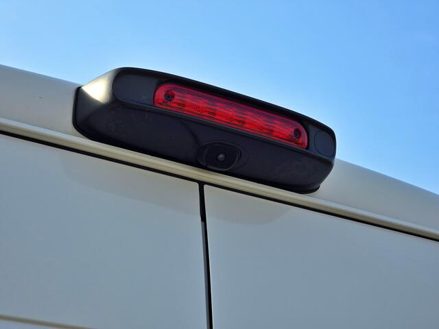 Fiat DUCATO 35 2.2 MultiJet L2H2 - 140 Pk - Euro 6 - Navi - ParkeerCamera - Airco - Cruise Control