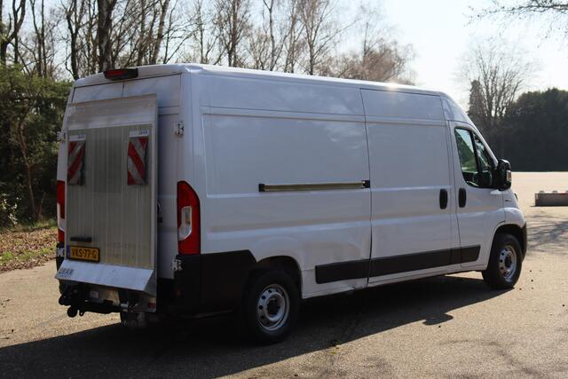 Fiat DUCATO 35 2.3 MultiJet L3H2 2021 | 1e Eigenaar | Elektrische Laadklep | Achteruitrij Camera | Dealer Onderhouden | Cruise Control | Navigatier | Airco | Climate Cointrol | Nationale Autopas