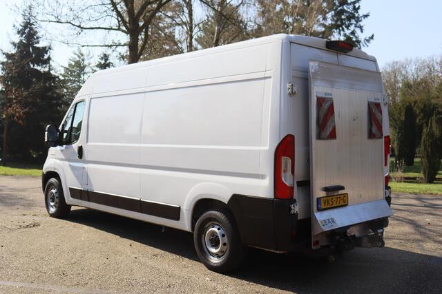 Fiat DUCATO 35 2.3 MultiJet L3H2 2021 | 1e Eigenaar | Elektrische Laadklep | Achteruitrij Camera | Dealer Onderhouden | Cruise Control | Navigatier | Airco | Climate Cointrol | Nationale Autopas