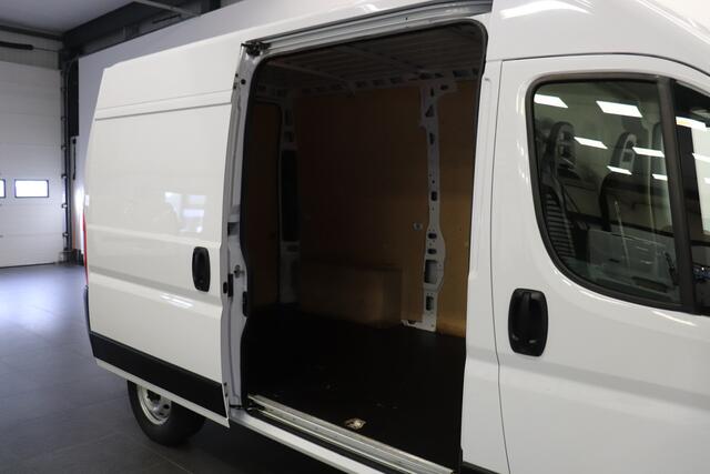 Fiat DUCATO 2.3 MJ 140PK L2H2 EURO 6 - Airco - Navi - Cruise - ¤ 17.900,- Excl.