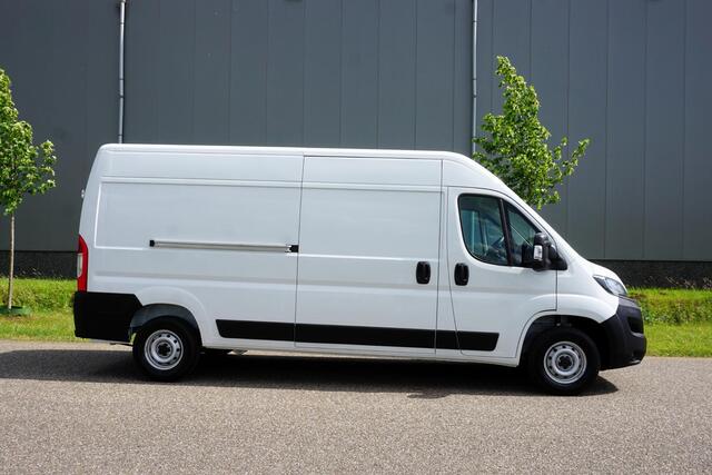 Fiat DUCATO 35 2.2 MultiJet L3H2 140 pk |Camera |Cruise |Navi |Climate control |BPM vrij voor ondernemers! |Nieuwstaat |3500 KG |EURO6
