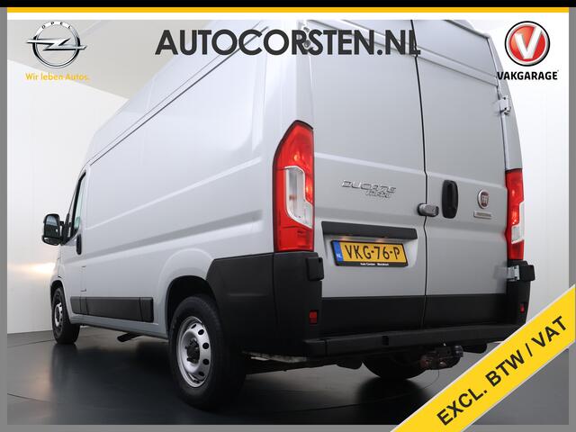 Fiat DUCATO Maxi 35H 2.3D 141PK Automaat L2H1 3-Persoons Trekhaak Navi Camera Cruise Control Ecc Bluetooth Euro 6 Betonplexvloer Wandbetimmering Schuifdeur 3.000KG Trekgewicht