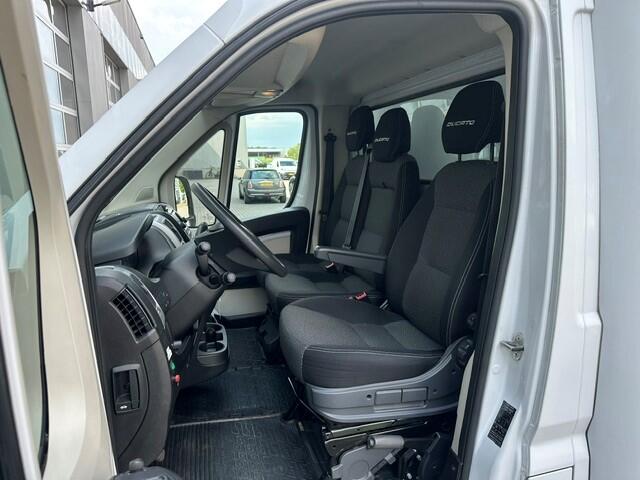Fiat DUCATO 35H 2.3 MultiJet Bakwagen met laadklep > 1067kg Laadvermogen/ Meubelbak met laadklep