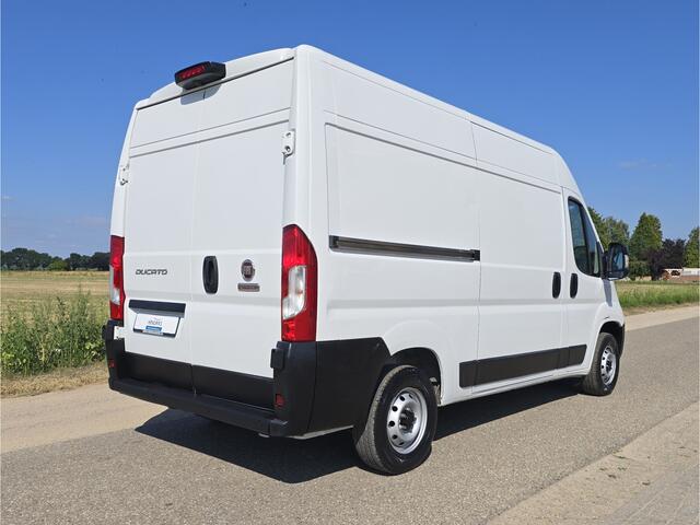 Fiat DUCATO 2.2 MultiJet 140 S&S L2H2 3.5t - Euro 6 - 140 Pk - Navi - ParkeerCamera - Airco - Cruise Control