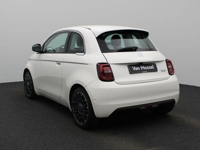 Fiat E-500 3+1 La Prima 42 kWh 9000km ! / Zeer compleet uitgevoerde Fiat 500