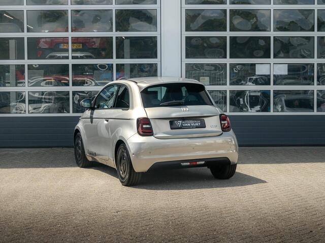 Fiat E-500 Giorgio Armani Collector's Edition 42 kWh | Zeer Exclusief | Beperkte Oplage !