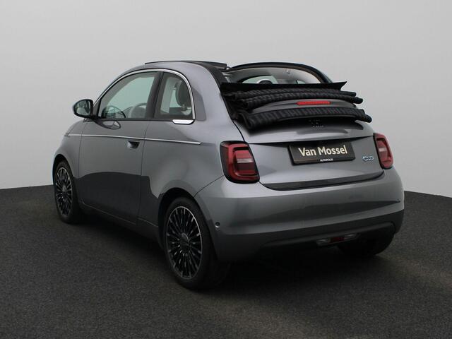 Fiat E-500 C La Prima 42 kWh | Lederen Bekleding | Stoelverwarming | Camera | PDC Rondom | 17" LMV | LED-Verlichting | Keyless | JBL Audio | Full-Map Navigatie | Draadloze Smartphonelader