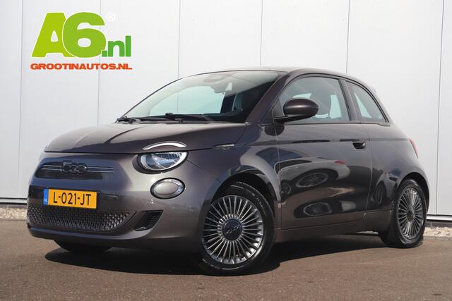 Fiat E-500 Icon 42 kWh Automaat Panoramadak Navigatie LED Carplay Android Bluetooth 16 inch LMV Clima Cruise Parkeersensor
