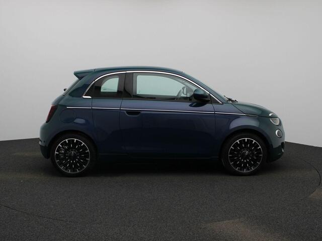 Fiat E-500 3+1 La Prima 42 kWh Leder | Navigatie | LM velgen
