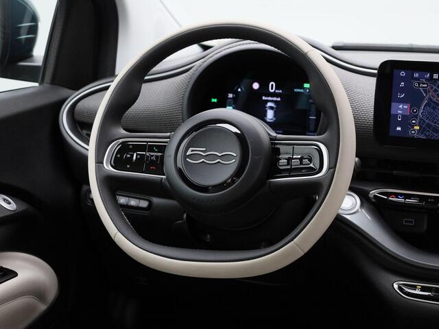 Fiat E-500 3+1 La Prima 42 kWh Leder | Navigatie | LM velgen