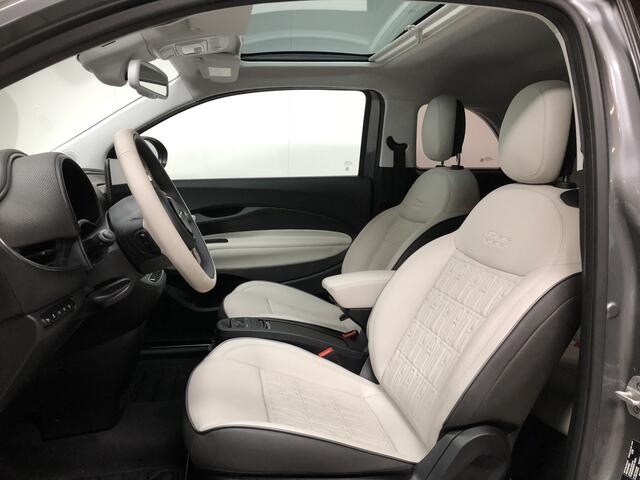 Fiat E-500 La Prima 42kWh Incl. BTW Panorama Dak Camera Apple Carplay.