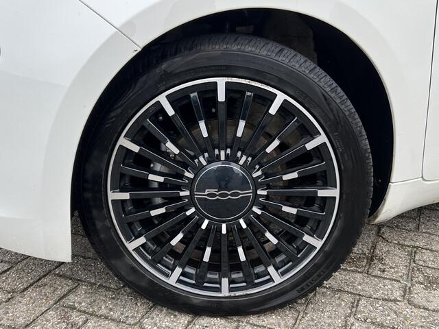 Fiat E-500 Icon 42 kWh | Navi | LED | Carplay | Comfort | PDC | 17"