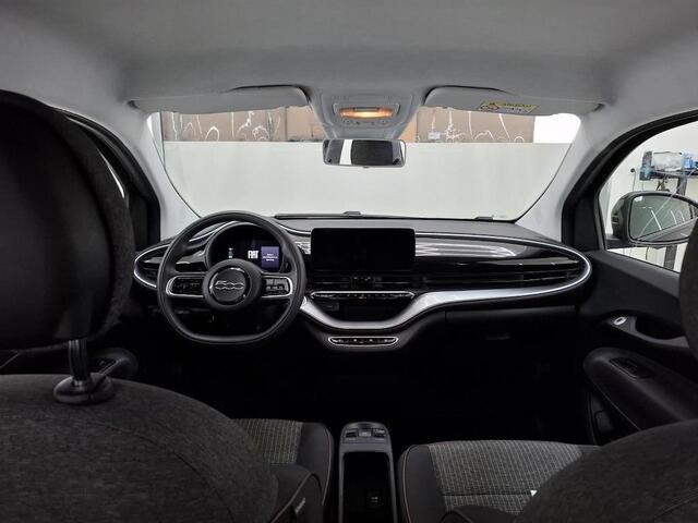 Fiat E-500 Icon 42 kWh Navigatie Apple Carplay/Android Auto Cruise Control Virtual Cockpit Climate Control Lichtmetalen velgen