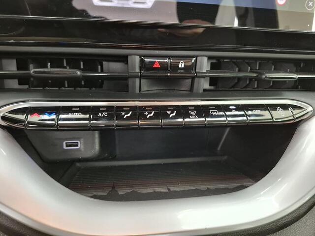 Fiat E-500 Icon 42 kWh Navigatie Apple Carplay/Android Auto Cruise Control Virtual Cockpit Climate Control Lichtmetalen velgen
