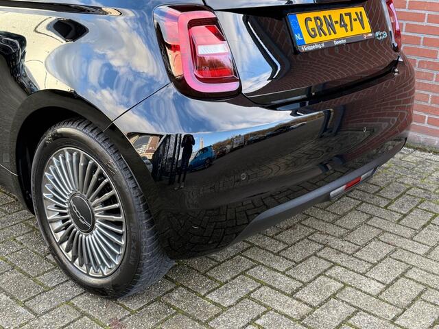 Fiat E-500 ICON 42 KWH CARPLAY CRUISE NAVI PDC LMV LED