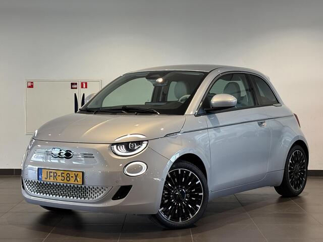 Fiat E-500 La Prima 42 kWh | 8 JAAR GARANTIE! | LEDER | APPLE CARPLAY / ANDROID AUTO | CAMERA | NAVI | DODEHOEK BEWAKING |