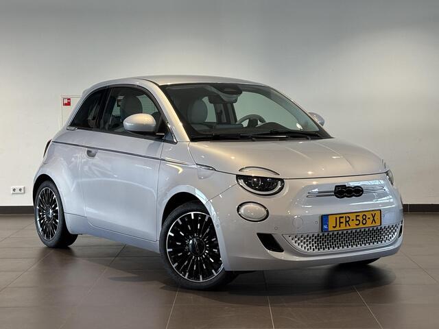 Fiat E-500 La Prima 42 kWh | 8 JAAR GARANTIE! | LEDER | APPLE CARPLAY / ANDROID AUTO | CAMERA | NAVI | DODEHOEK BEWAKING |