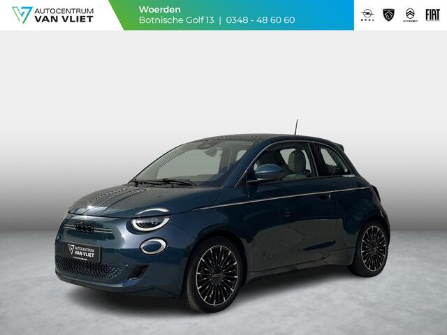 Fiat E-500 La Prima 42 kWh Fiat 500e La Prima Leder | 17" | Pack Winter | Schuif/Kantel dak | Subsidie ¤ 2.000,-