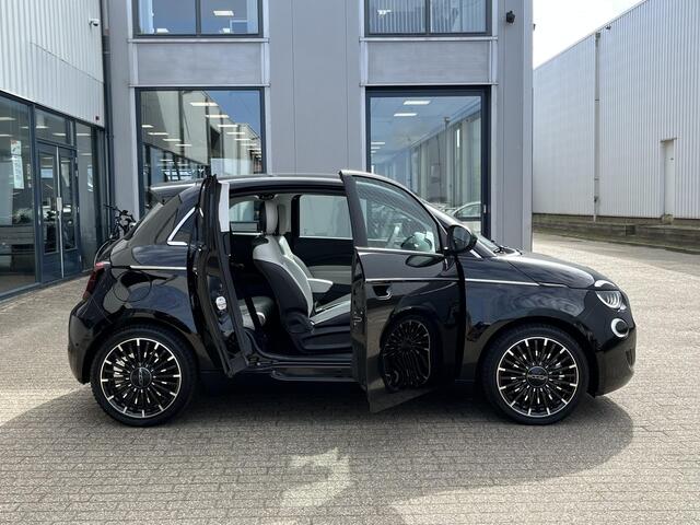 Fiat E-500 3+1 La Prima 42 kWh | Leder/Navi/Camera/Adapt.Cruise/Clima/Stoelverwarming/17" All Season banden