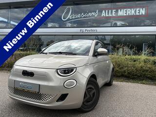 fiat-e-500-giorgio-armani-42-kwh-11