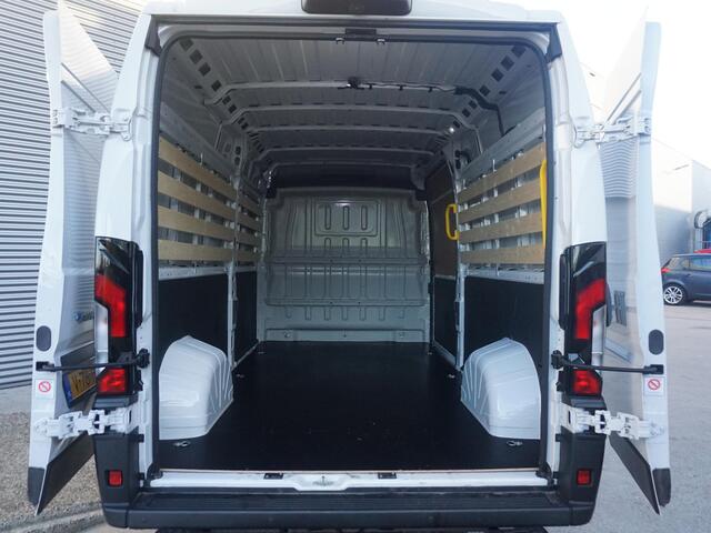 Fiat E-Ducato 4.25t L3H2 Heavy 110 kWh | 270 graden achterdeuren | camera's | parkeersensoren voor & achter | dodehoekwaarschuwing | betimmering | rijklaarprijs