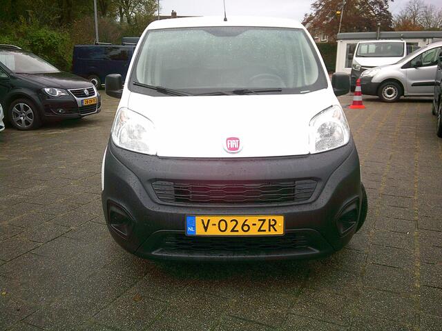 Fiat FIORINO 1.4 Easy Pro BENZINE UITVOERING !!! VOORZIEN VAN AIRCO !!!
