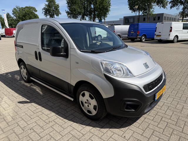 Fiat FIORINO 1.3 MJ Adventure / vaste prijs rijklaar ¤ 9.950 ex btw / lease vanaf ¤ 168 / euro 6 / bpm vrij / zilver metallic / airco / cruise / navi / schuifdeur / pdc achter !