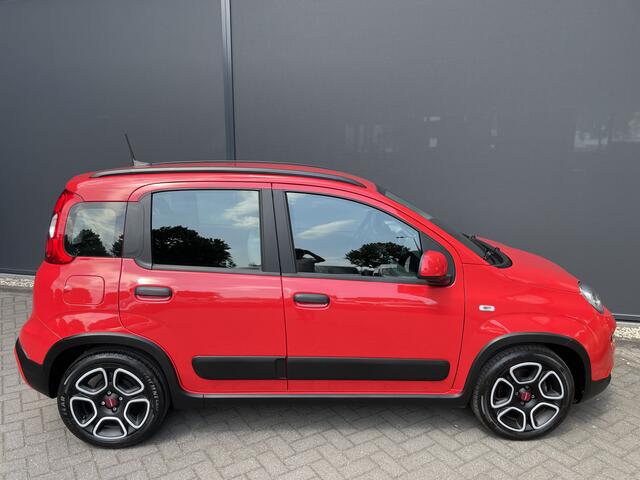 Fiat PANDA 1.0 Hybrid City Life Airco - Dakrails - Multifunctioneel stuurwiel - Bluetooth