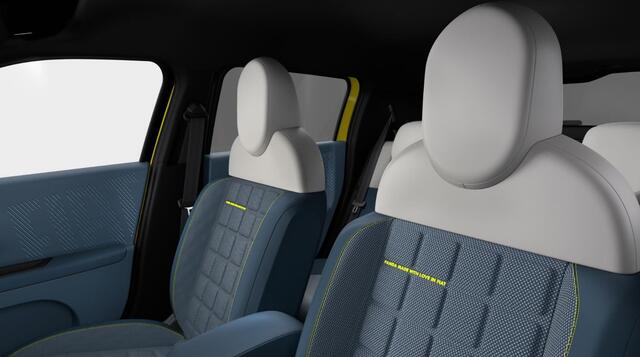 Fiat PANDA Grande La Prima 11 kW 44 kWh PACK WINTER - DIRECT LEVERBAAR - 8 JAAR GARANTIE