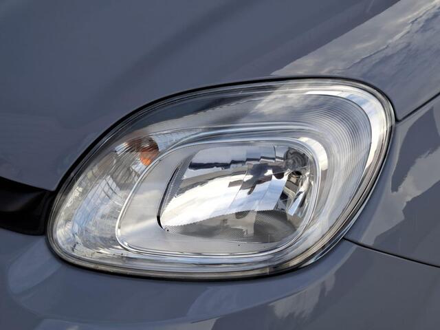 Fiat PANDA 1.0 Hybrid City Life AIRCO / CRUISE CONTROLE / N.A.P / BENZINE