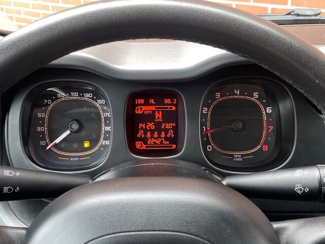 Fiat PANDA 0.9 TWINAIR LOUNGE AUTOMAAT AIRCO PARKEERSENSOREN
